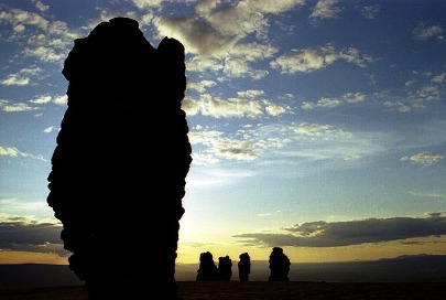 Камни останцы на плато Мань-Пупу-Нер