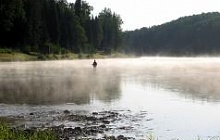 Рыбалка на хариуса на Урале, на реке Вишера